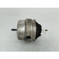 Подушка крепления двигателя Volkswagen Passat B5+ (GP) 2004 8D0199379AE