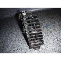 Дефлектор воздушный Nissan Navara (D40) (2005 - 2015) 68751EB30C