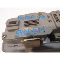 Плафон салонный Mitsubishi Pajero/Montero III (V6, V7) (2000 - 2006) MR608418