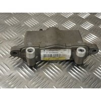 Левый патрон капота мерседес w212 w204 a2129066201