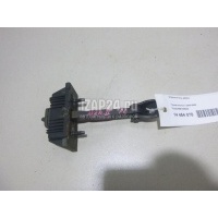 Ограничитель двери Toyota Avensis II (2003 - 2008) 6861005040