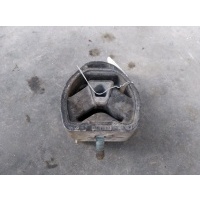 Подушка крепления КПП Volkswagen Passat B5 1999 8D0399151H