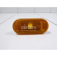 Повторитель на крыло желтый VAG Golf IV/Bora (1997 - 2005) 3B0949117B