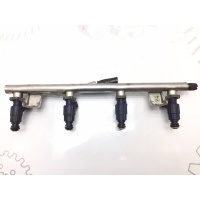 Топливная рампа Audi A4 B6 2002 06B133317N