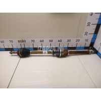 Полуось передняя правая Renault Megane II (2003 - 2009) 8200472158