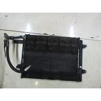 Радиатор кондиционера Volkswagen Caddy 2004-2010 2007 1T0820411E