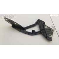 Петля (кронштейн) капота Левая Volkswagen Touareg 2004 7L6823301B