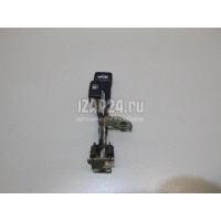 Ручка открывания багажника Mitsubishi Colt (CJ) (1996 - 2004) MB402131