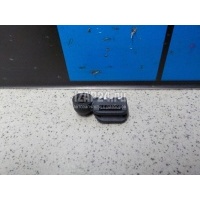 Крепеж VAG Caddy III (2004 - 2015) 7H0827312