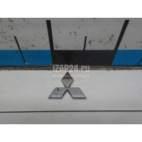 Эмблема на крышку багажника Mitsubishi Pajero/Montero III (V6, V7) (2000 - 2006) MR971337