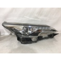 фара Toyota Fortuner 2 2015- 811100KB90