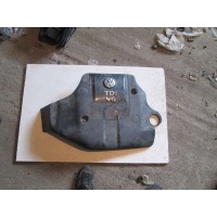 Декоративная крышка двигателя Volkswagen Passat 2002 059103925H