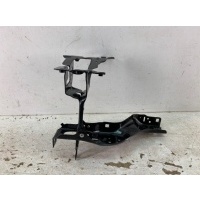 Кронштейн фары BMW 5er G30 2016- 51647383857