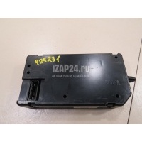 Блок электронный Land Rover Discovery II (1998 - 2004) YWC000310