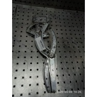 Стекло двери передней правой Volkswagen PASSAT 3 357837402B