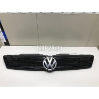 Решетка радиатора VAG Jetta (2011 - ) 5C6853651QWA