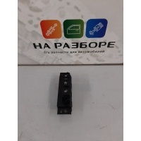 кнопка подогрева сидений LEXUS LX570 3 2017 84752-60220