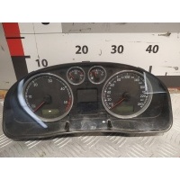 Панель приборная Volkswagen Passat 5 GP (2000-2005) 2003 3B0920827A