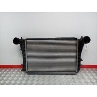 Интеркулер Volkswagen Passat 6 (2005-2012) 2008 3C0 145 805 P