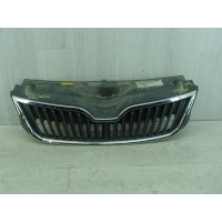 Решетка радиатора Skoda Rapid I Рест. (2017) 2017 5JA8536689B9