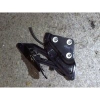 Петля капота правая Volkswagen Touareg 2002-2007 2006 7L6823301B