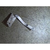 Петля капота правая Volkswagen Golf 3 1991-1997 1994 1H0823302A