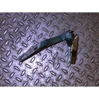 Петля капота правая Volkswagen Golf 3 1991-1997 1996 1H0823302A