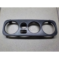 Накладка декоративная Mitsubishi Pajero/Montero Sport (K9) (1997 - 2008) MR460760