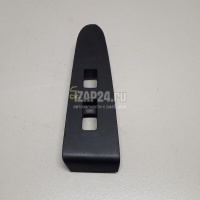 Накладка блока управления стеклоподъемниками Hyundai-Kia Sportage (2010 - 2015) 935773W100WK
