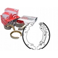 комплект - комплект челюстей колодок [brembo]