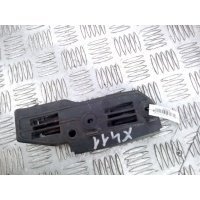Кронштейн переднего бампера левый Volkswagen Passat 5 GP (2000-2005) 2002 3B0807183E