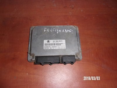 047906030N skoda felicia 1.3 mpi блок управления 047906030