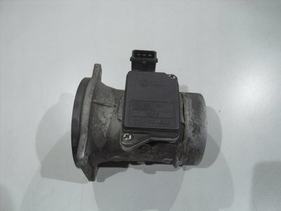 050133471A audi 80 b4 2.0 1.6 расходомер воздуха hitachi