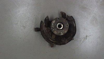 D06133060B Ступица (кулак, цапфа) перед. правая Mazda Demio 1997-2003 2001