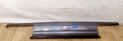 S37450711 Решетка радиатора Ford Econovan 1999-2005 2002