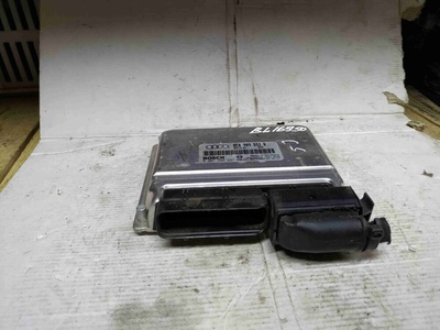 8e0909552r Блок управления двигателем (ДВС) Audi A4 B6 2004