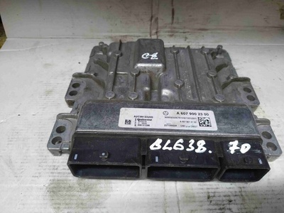 a6079002300 Блок управления двигателем (ДВС) Mercedes A W176 2002