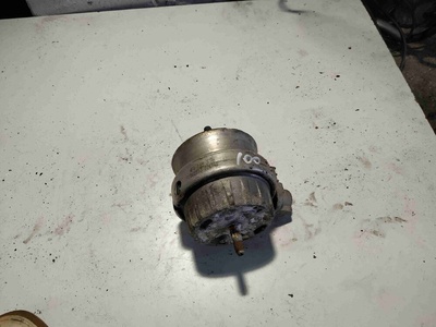 4f0199379h Подушка крепления двигателя Audi A6 C6 2008