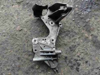 059130147P Кронштейн Audi A4 B8 2010