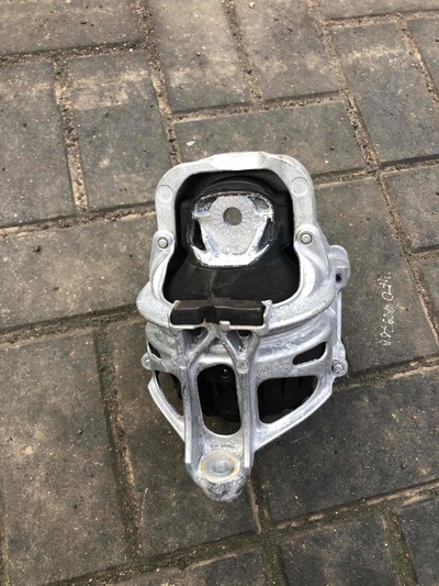 4m0199372fe Подушка крепления двигателя Audi Q7 2017 , 4m0199371ff