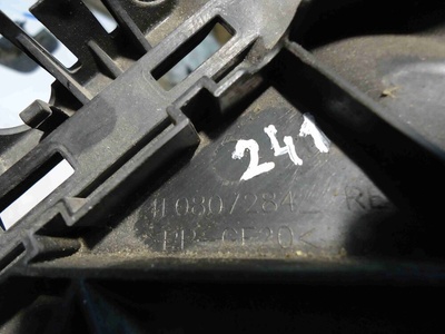 4L0807284 Крепление бампера право Audi Q7 2008