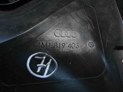 4M1819403 Дождевик Audi Q7 2016