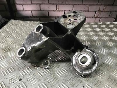 4Z7199351 Кронштейн двигателя Audi A6