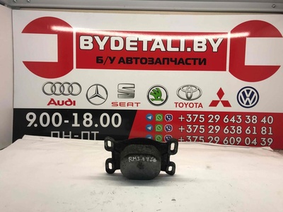 4B0199335L Кронштейн двигателя Audi A6 2006