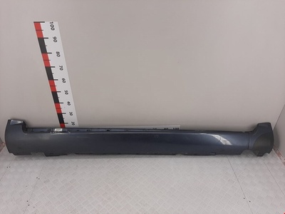 4E0853859 Накладка декоративная на порог левая Audi A8 D3 (2002-2010) 2003 / 4E0853921C,GGRU