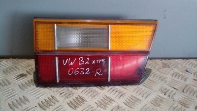 Фонарь крышки багажника правый Volkswagen Golf 2 1986