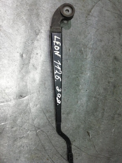 1M6955707B Щеткодержатель задний Seat Leon 2002