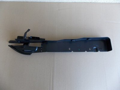 4M51A02477AE focus mk2 04 - 08 башмак вспышки ламп под левой передней
