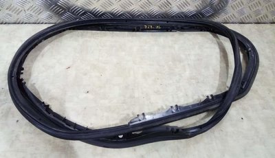 4F0831345C уплотнитель двери передней левой Audi A6 4F/C6 2006