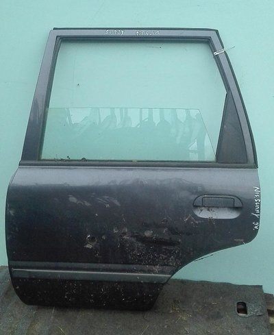 Дверь задняя левая Nissan Sunny N14 1995